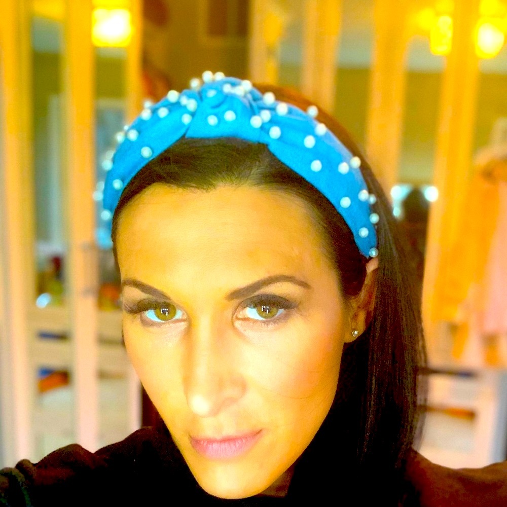 Top knot headband with pearls
